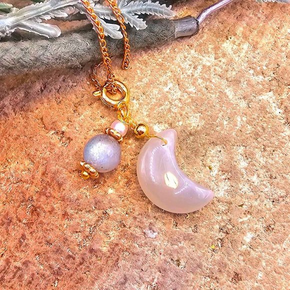 Beautiful Nature Moon Stone Crescent Moon & Labradorite Accent Pendant Necklace - Picture 10 of 10